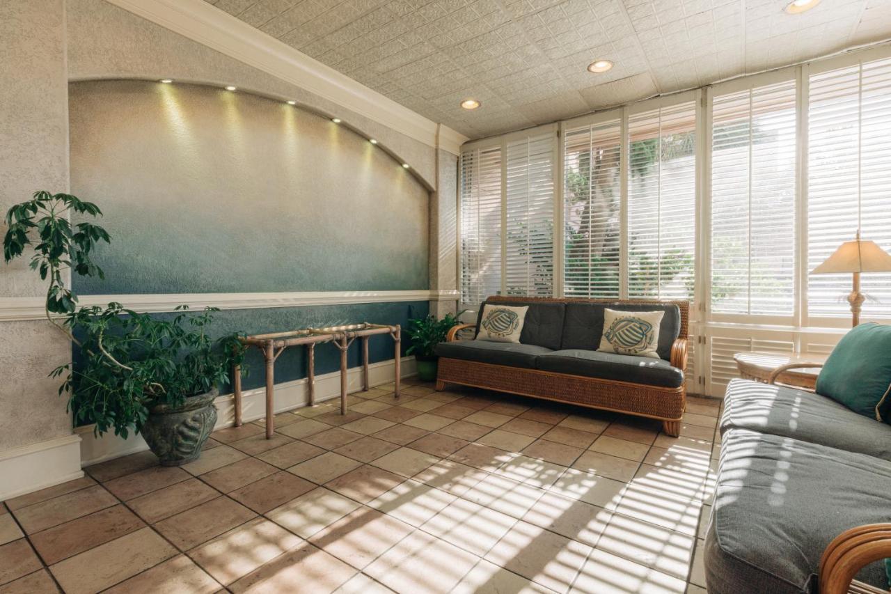 Sandcastle Oceanfront Resort At The Pavilion Myrtle Beach Exterior photo