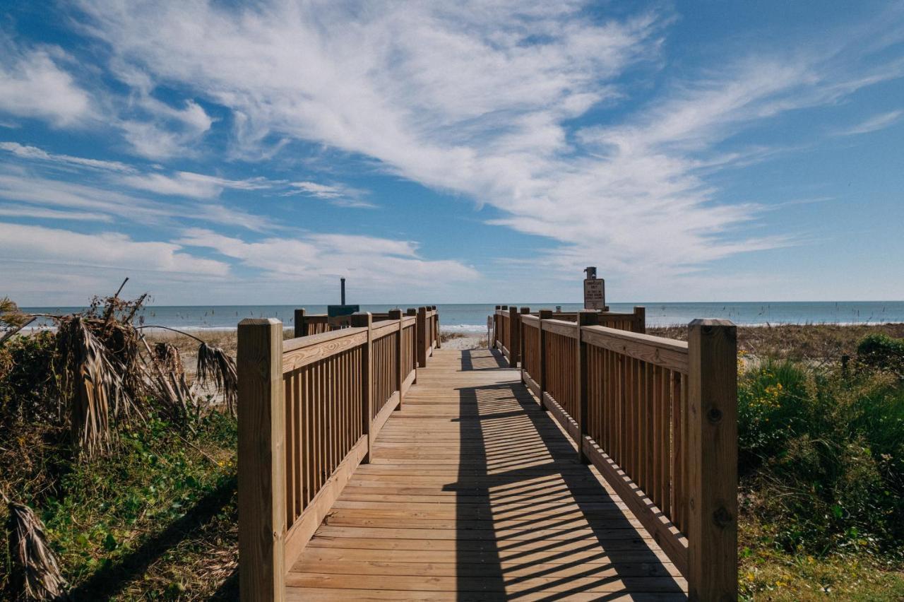 Sandcastle Oceanfront Resort At The Pavilion Myrtle Beach Exterior photo