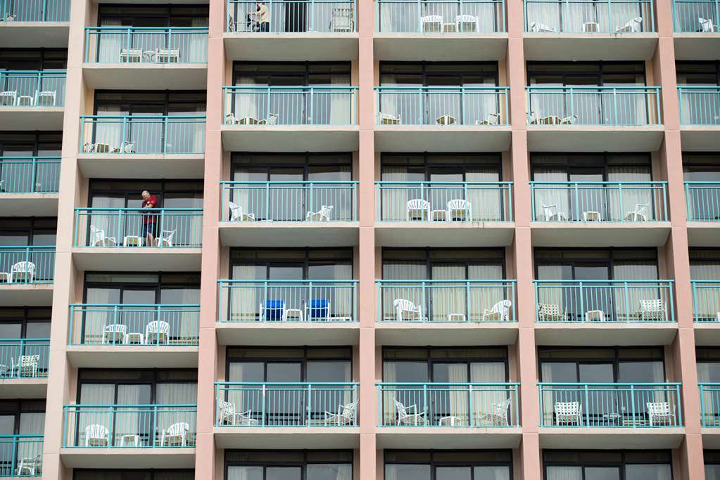 Sandcastle Oceanfront Resort At The Pavilion Myrtle Beach Exterior photo